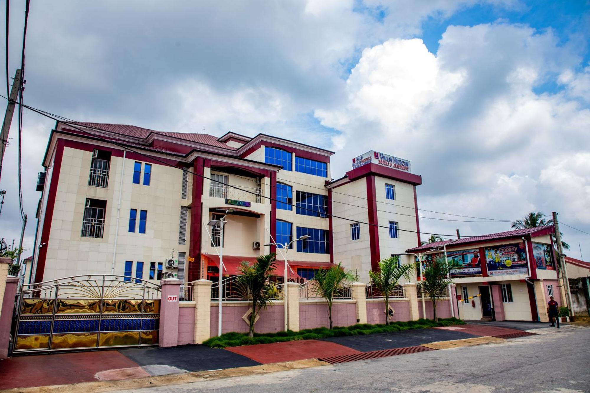 Villa Hilton Hotels อูโย ภายนอก รูปภาพ