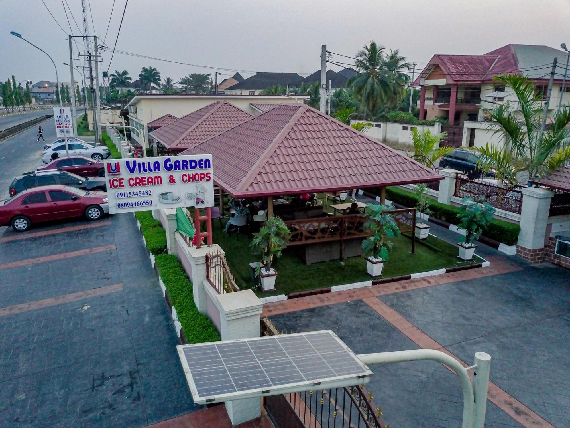 Villa Hilton Hotels อูโย ภายนอก รูปภาพ