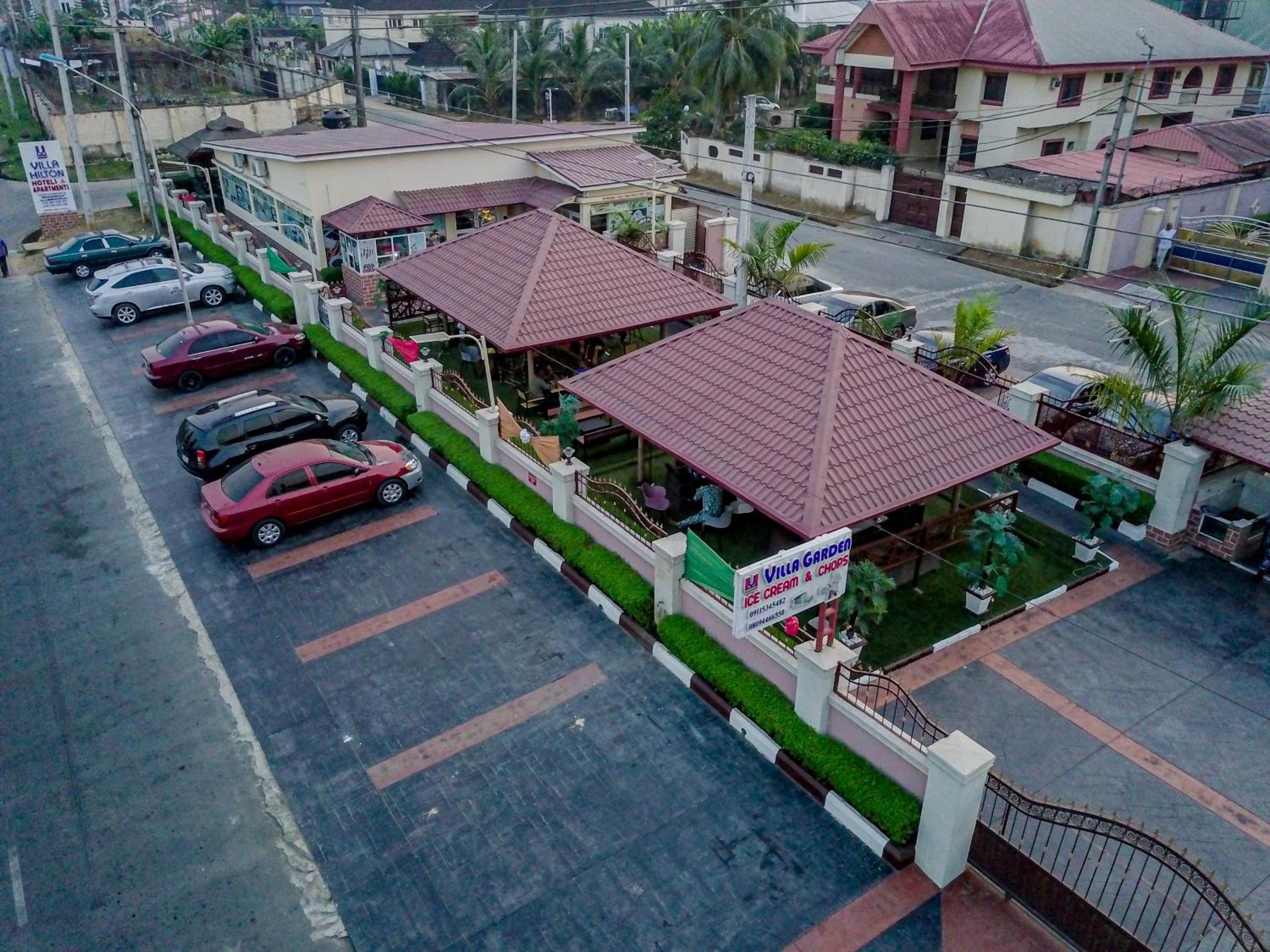 Villa Hilton Hotels อูโย ภายนอก รูปภาพ