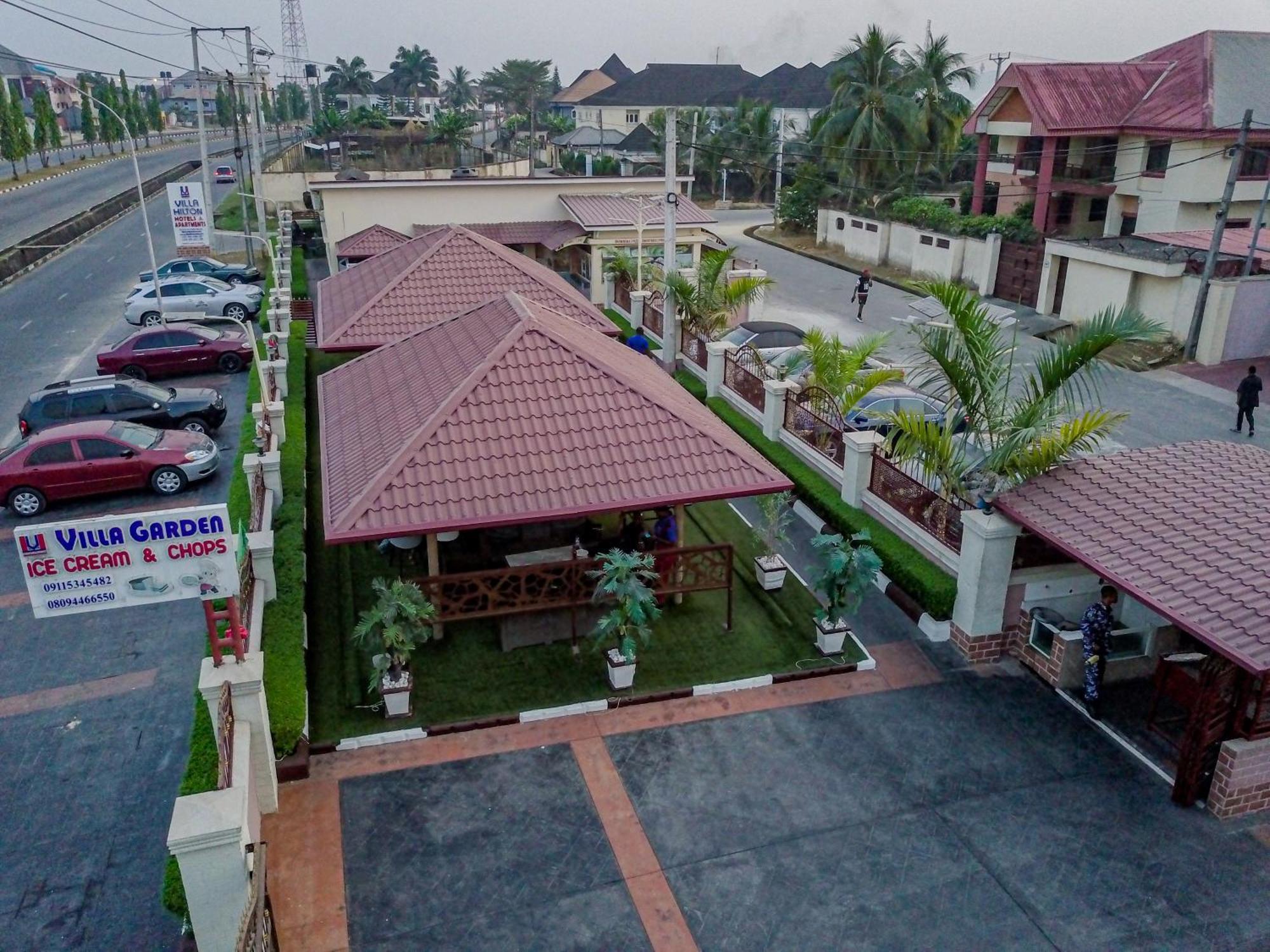 Villa Hilton Hotels อูโย ภายนอก รูปภาพ